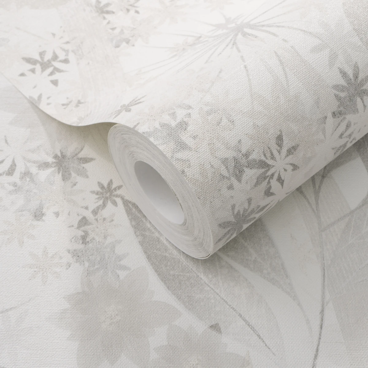 Secret Grove Floral Natural rollshot