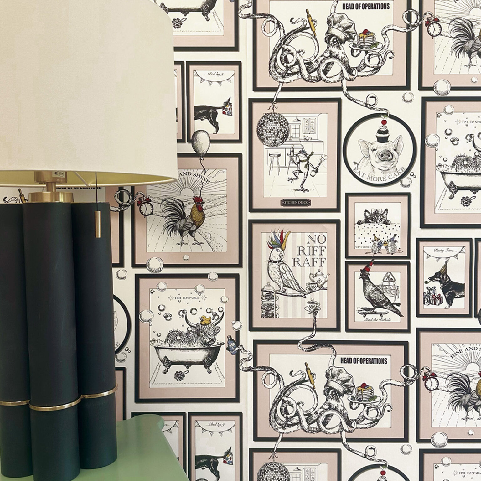Madhouse pink roomset
